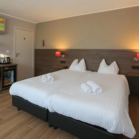 Belle Dune (adults Only)